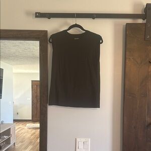 NWOT Old Navy Classic Sleeveless Black Tank Top